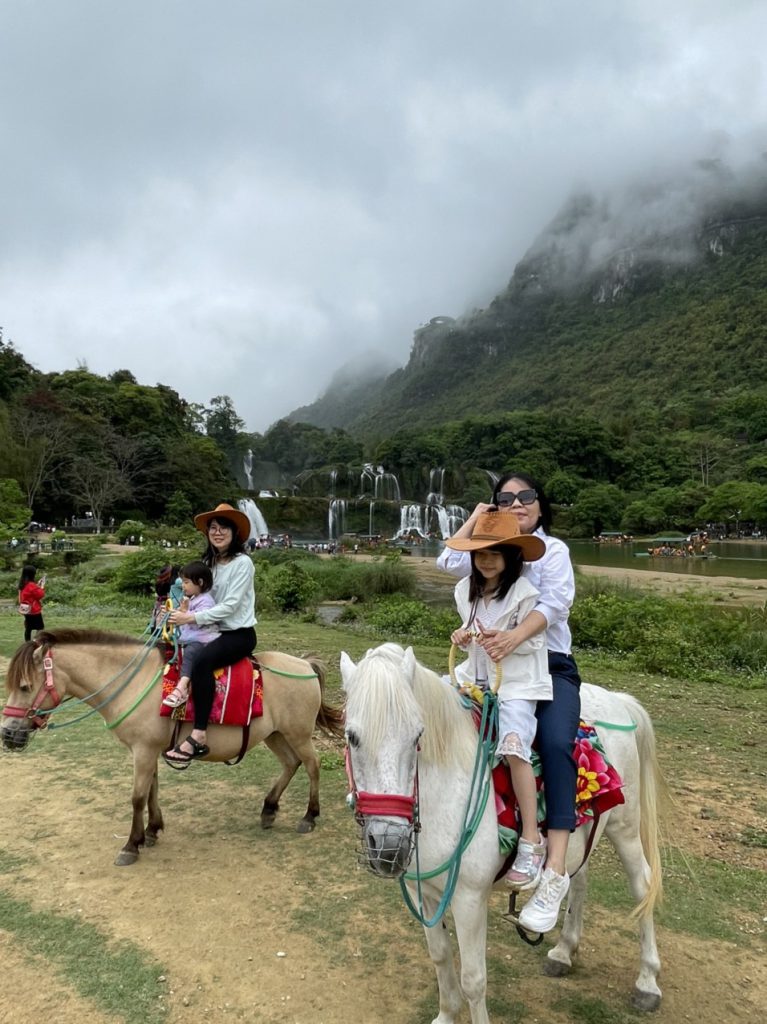 Try horse riding in Ban Doc Waterfall, Cao Bang