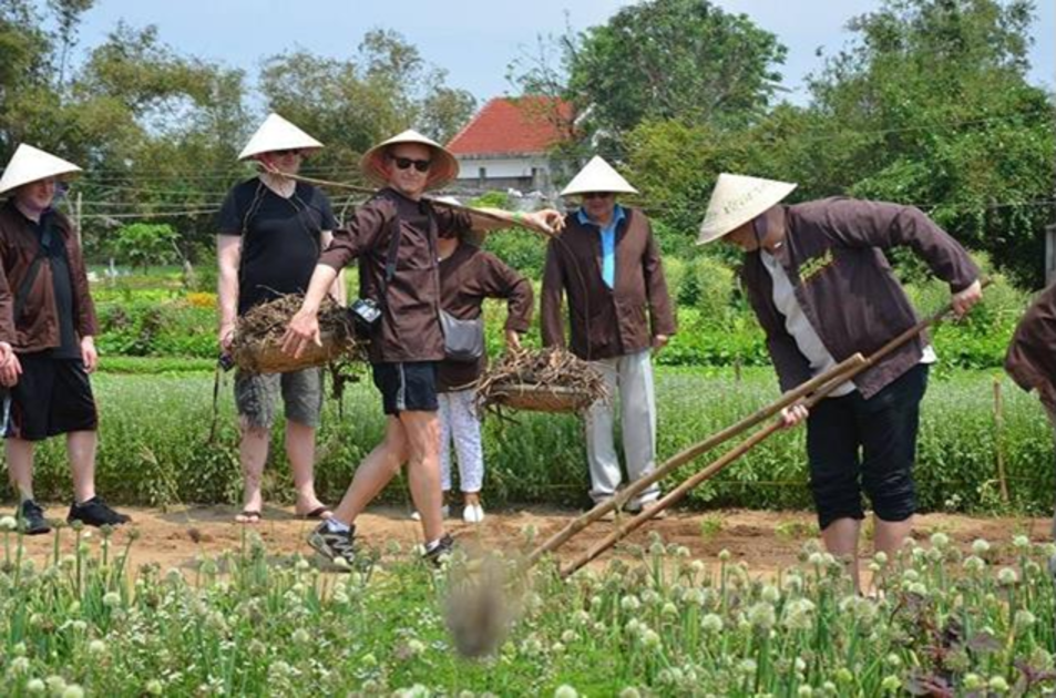 Embrace Central Vietnam’s Spririt (5 Days)