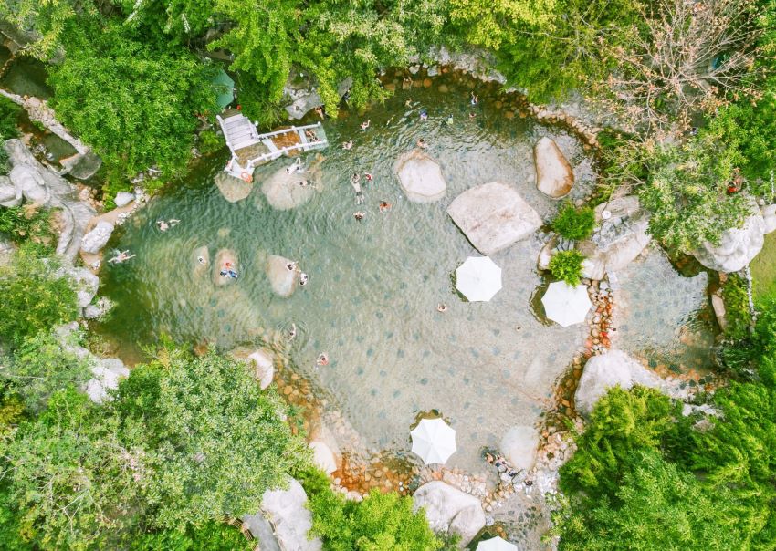 Central Vietnam Chill & Charm (4 Days)