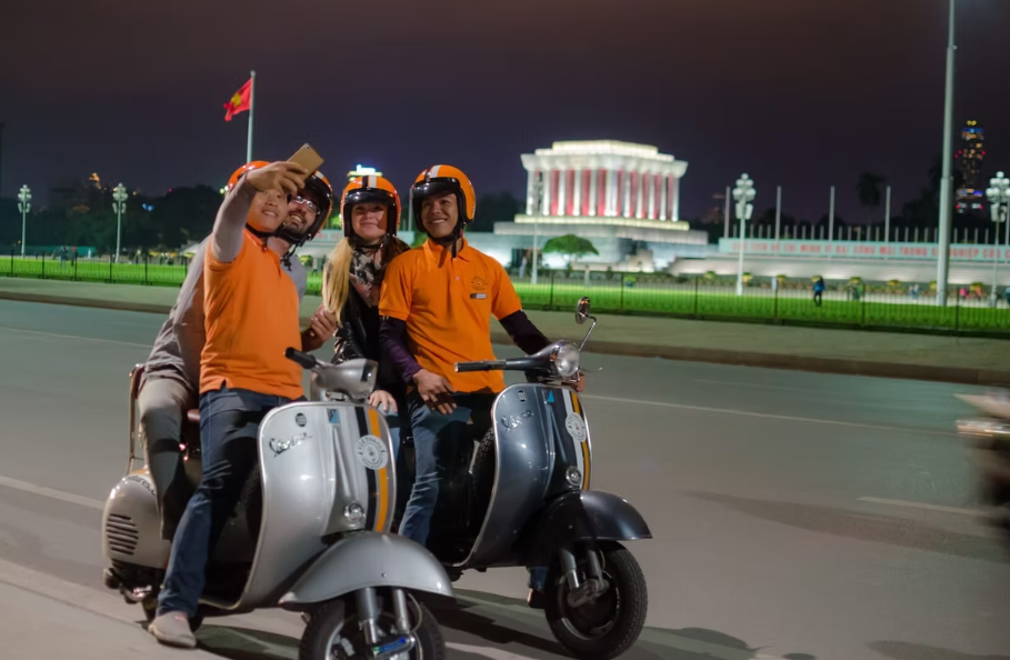 Hanoi Afterglow on Vespa Wheels (Day tour)