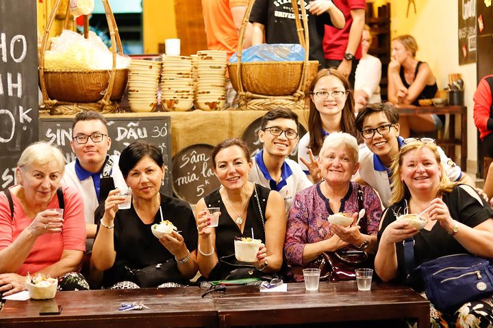 Saigon Scoot & Savor Street Eats