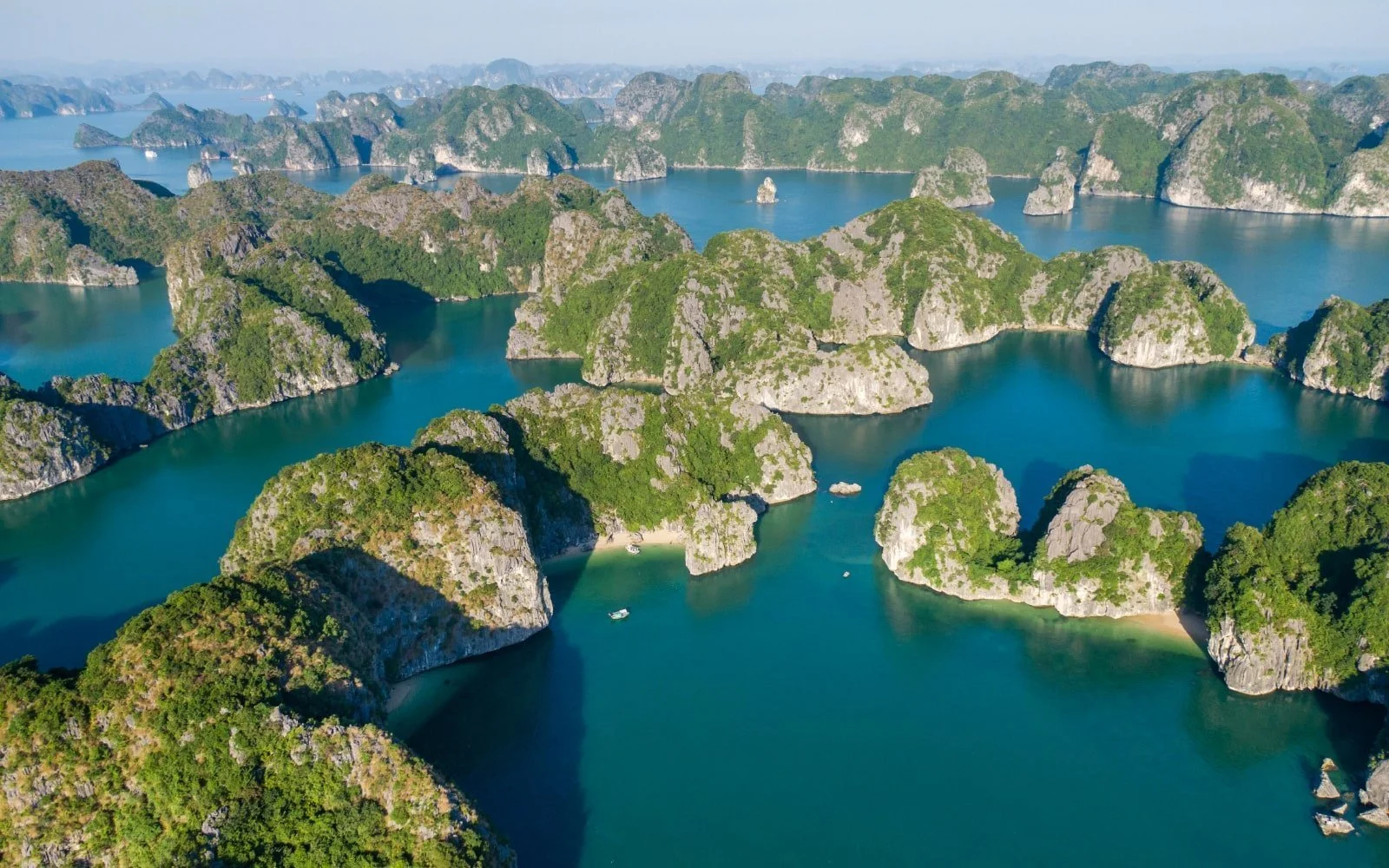 Luxe Cruising: Ha Long to Lan Ha Bay  (3 Days)