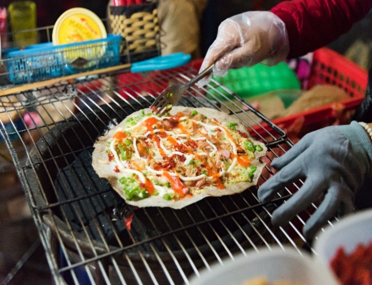 Saigon Scoot & Savor Street Eats