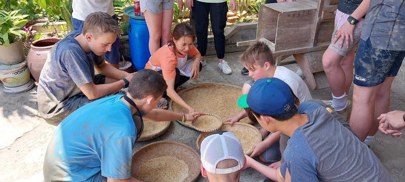 From Fishermen to Rice Farmers (1 Day)