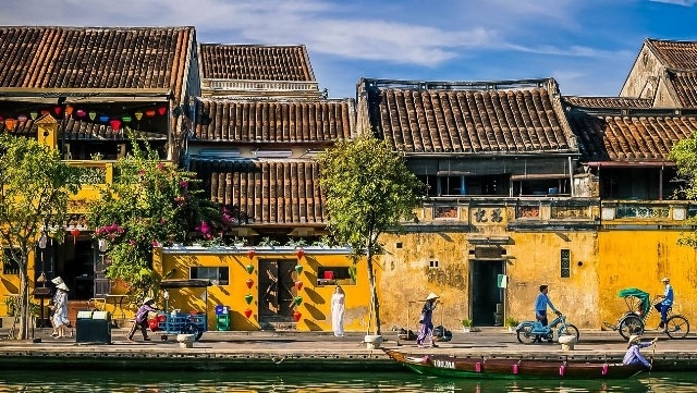 “Lost” in Hoi An’s Culture (1 Day)